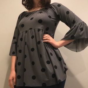 Gray and black polka-dot bell sleeve tunic top